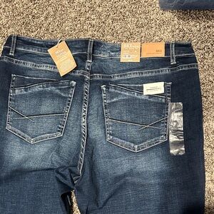 BKE Relaxed Fit Dark Blue Jeans